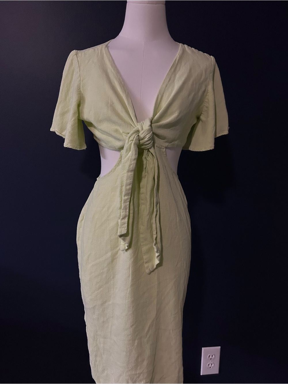 Light Washed Geeen Tie-Front Cutout Midi Dress